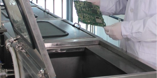 水基線路板清洗劑的優（yōu）勢、應用領域以及工作原理