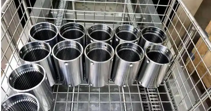 分享（xiǎng）一下關於不鏽鋼除蠟（là）水的相關小知識