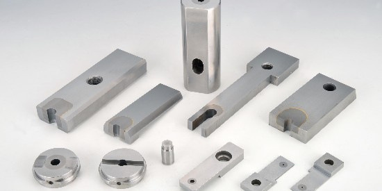 金（jīn）屬（shǔ）除油（yóu）劑的清洗優（yōu）勢和注意事項