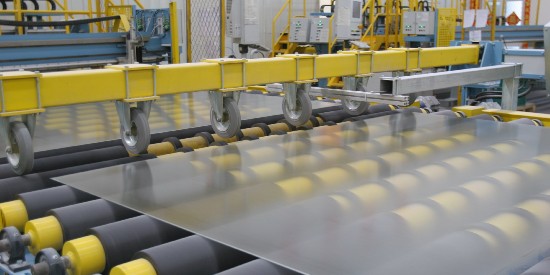 為什麽光伏玻璃需要使（shǐ）用清洗劑呢？