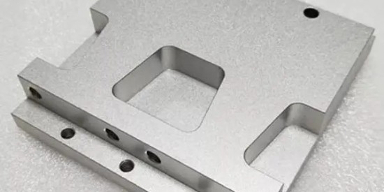 快速了解鋁毛刺清洗劑的特點與（yǔ）優勢