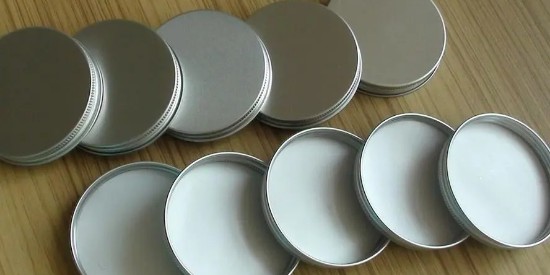 金屬件蠟垢使用拋（pāo）光蠟清洗劑（jì）的具體步驟