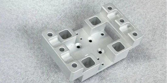 為何說金屬加工件清洗劑是金屬加工流程中（zhōng）的關鍵一（yī）環