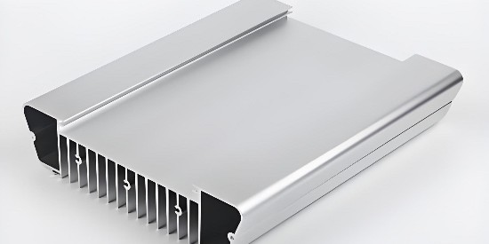 一款鋁表（biǎo）麵清（qīng）洗劑快速解決多種油汙（wū）殘留