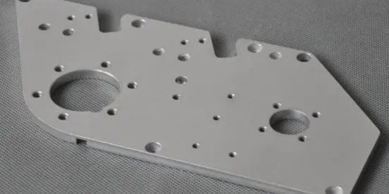 選擇一款安全性高的鋼板清洗劑除油吧