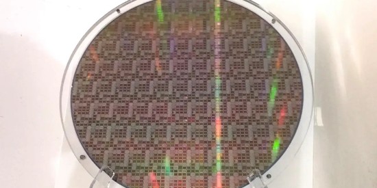 淺談（tán）一下半導體劃片液的特點（diǎn）與效果