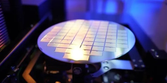 簡單分析一下半導體除蠟清洗劑的性質、應用