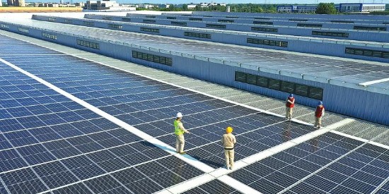 定期維護（hù）太陽能光伏板組件的清洗（xǐ）劑使用（yòng）方法