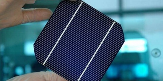 關於金剛線冷卻（què）切（qiē）割液在光伏（fú）矽片中（zhōng）的應用