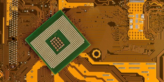 哪（nǎ）種清洗方式（shì）更適合使用焊錫膏水基清洗劑