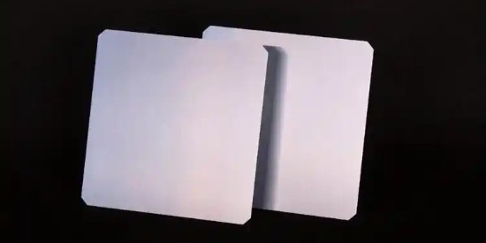 半（bàn）導體和光伏矽片選擇哪種矽晶片切割液合適