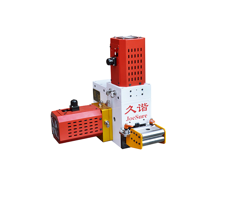 高速（sù）NC伺服送料機RF-100/RF-100S